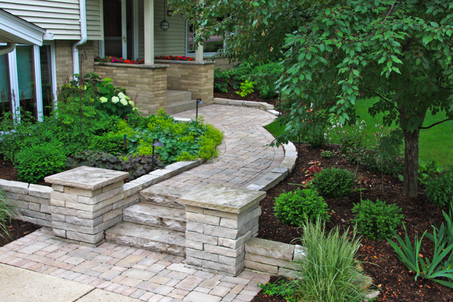 Wauwatosa Entry 3 - Hawks Landscape, Inc.